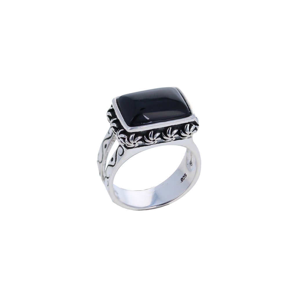 Refined Onyx Ring