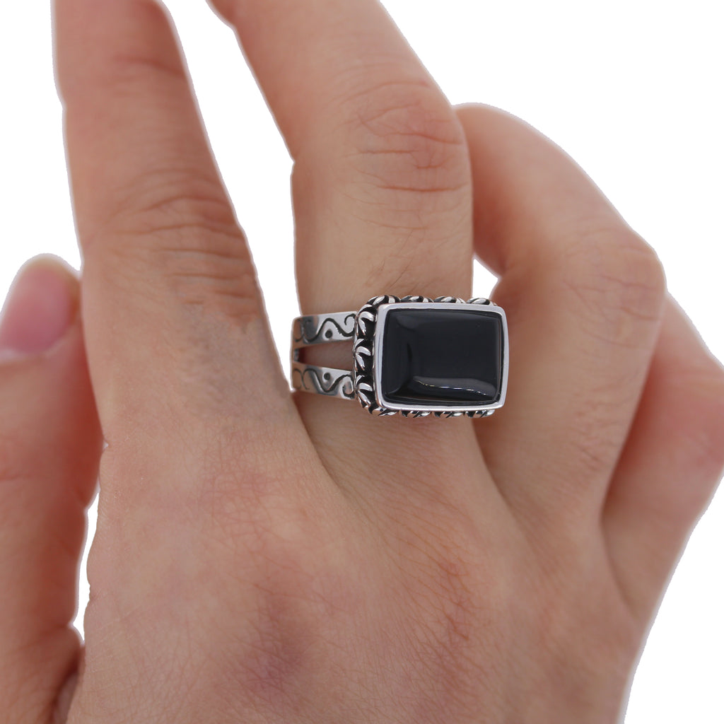 Refined Onyx Ring